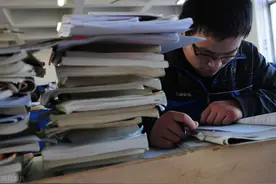 我，在北京当公务员，工作10年，晒出收入，透露公务员的工作经历图片