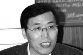 37年前，哈尔滨一公交司机发明“水变油”，为何被判刑入狱十年？图片