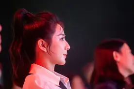 消失一年的薇娅，转身变为资本，赚得比以前更多图片