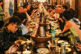 娱乐圈内幕揭秘：乌镇戏剧节惊爆真相！图片