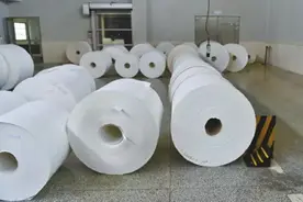 为什么纸打湿后再晾干就皱皱的，纸币却依然平整呢？图片