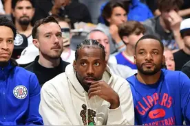 伦纳德重现“马刺反骨”？卢不像波波心慈手软 猛龙吃了哑巴亏图片