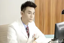 “去医院”可不是go to the hospital，快来学习医院常见的导航用语图片