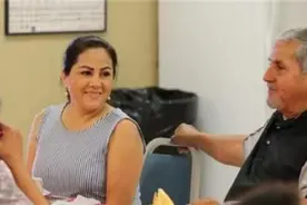 美国大兵在越南有了女儿并不知道，48年后父女相认称很愧疚图片