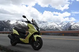 简评光阳Racing X150长征版︱车名可以更大气！图片