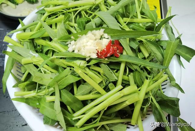 花胶鸡脚汤副作用 2026年花胶鸡脚汤副作用大吗 花胶鸡脚汤副作用 2026年花胶鸡脚汤副作用大吗