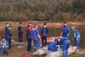 又一钓友捞竿溺亡，是竿太贵还是鱼太大？亏了老板苦了家人图片