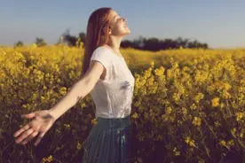 人品越差的人，越喜欢用这四种方式对待家庭图片