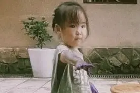 陈意涵晒二胎正面照，1岁女儿眼睛好大，完美避开爸爸缺点颜值高图片