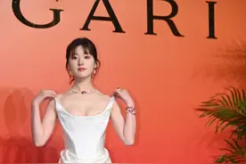 赵露思、章子怡、舒淇、佟丽娅、等明星现身宝格丽珠宝晚宴红毯图片