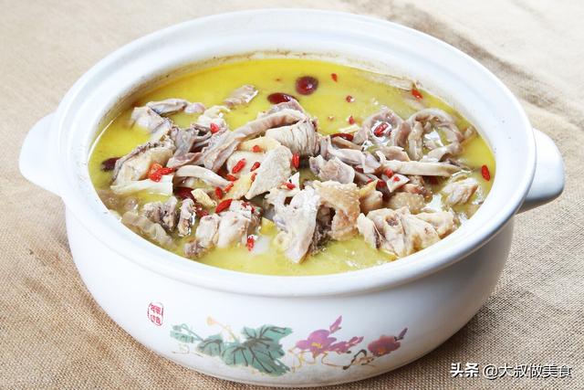 黄芪花胶煲羊肉 2026年黄芪花胶煲羊肉的做法