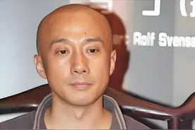 “放弃国籍、替日洗白”，被全网封杀的赵立新，今彻底活成了笑话图片