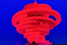 铁签插脸酒瓶爆头，担心判互殴不敢还手，和稀泥式的公平毁了公平图片