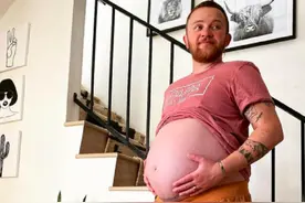 美国一男子自然怀孕，还顺利生下一个男婴！“他”到底是男是女？图片