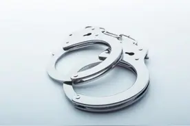 非法储存汽油 娄烦两男子被行政拘留图片