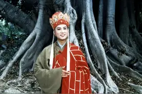 唐僧迟重瑞：嫁大11岁富婆，一生叫妻子“董事长”，如今直播带货图片