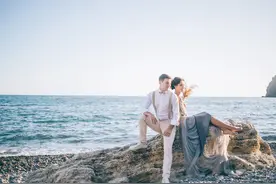 上学：父母禁止恋爱，毕业：父母催促结婚图片