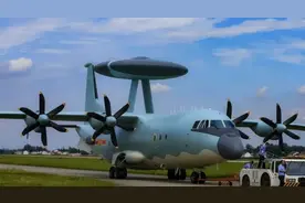 中国预警机领先美国两代？举国体制创造科研奇迹，不是美国能比的图片