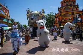 震撼上演！全新海洋主题机甲巡游落地上海海昌图片