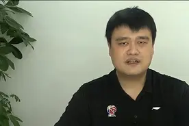 姚明缺席辽篮颁奖典礼后，CBA总冠军奖杯样式再惹巨大争议图片