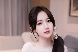 搞笑图片幽默段子笑话：大雄：对，我从小就是傻子图片