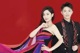 管你是“郎的诱惑”还是“荷塘月色”，没有人逃得过凤凰传奇图片