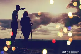 情感故事：一碗水端不平，两个儿子把老两口逼得私奔了图片