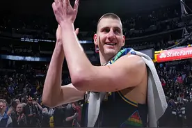 NBA官宣40笔签约：湖人连签4人，76人签约3将，火箭成大赢家图片