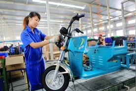 今天才知道，6000左右杂牌三轮车出厂价要多少？商家卖一辆赚多少图片