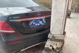 广东奔驰豪车撞毁百年祠堂，被村民索赔190万，赔偿清单让人咋舌图片