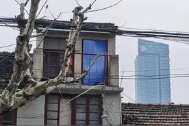 上海虬江路二手市场的最后一瞥，施工提示牌和灭火器均已上墙图片