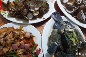 4个菜1500元，到底是不是宰客？图片