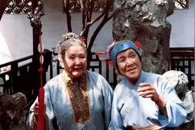 刘姥姥：知世故而不世故，历圆滑而弥天真图片