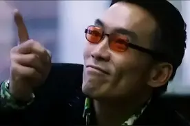 知名港星郑浩南：因《古惑仔》爆红，曾与女神恋爱却遭婚姻失败图片