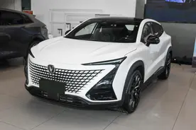 15万多喜提长安UNI-T，用车半个月，车主：憋了一肚子话想说图片