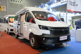 20万起阳光尚游福特B型车，可旅居可露营，适合两口人舒适出行图片