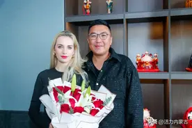 白俄罗斯女孩和蒙古族小伙的“美味情缘”图片