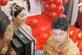 百万彩礼悉数退还！陈亚男曝离婚内幕：遭人持刀相逼、嘴被塞袜子图片