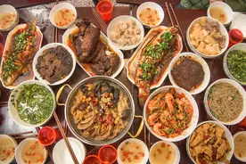 我们每到过年就要发生争吵，婆婆偏心，妯娌阴阳怪气图片