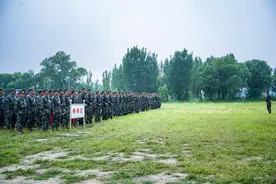 迈好岗前第一步！新兵实弹射击考核图片