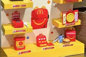 麦当劳又出爆款玩具！这次是一顶帽子！上海已抢疯！图片