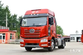 4米超长轴距，AMT+空气悬架，460马力解放J6P牵引车再升级图片