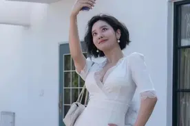 《黑暗荣耀2》空姐车珠英私下名校毕业，谁说她「胸大无脑」？图片