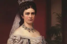 茜茜公主为保持身材1天健身8小时，怕丈夫影响她塑身主动介绍情妇图片