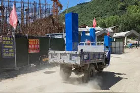 明叔杂谈：是谁把五台山变成了脏乱差的大工地？图片