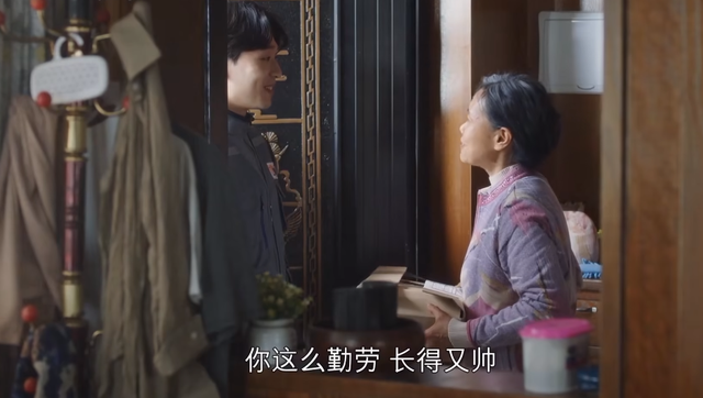 豆瓣9.4！“弱势”女孩的职场生活，揭露社会“潜规则”，真大胆