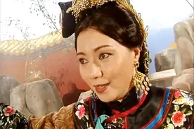 号称铁掌无敌，却被韦小宝一刀带走，瑞栋副总管的窝囊不仅于此图片