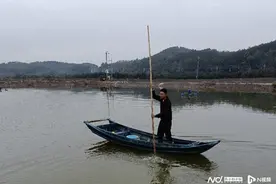 国泰水产联农带农：陆丰90后渔民养海鲈鱼每亩利润翻了5倍图片