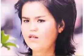 陕西夫妻捡到坑面女婴，家中哥哥挣钱为她整容，变美后她嫁给哥哥图片