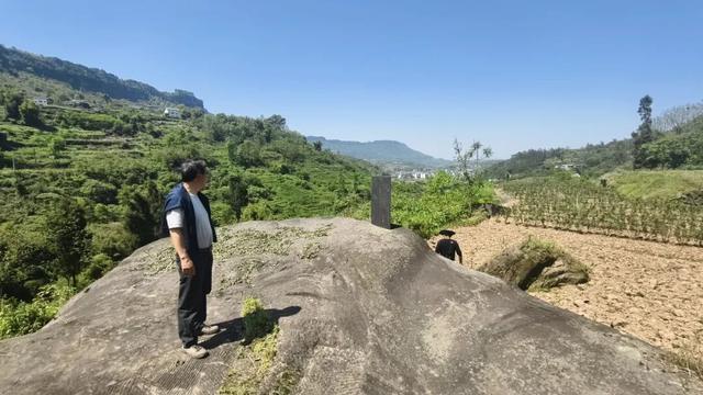 綦江永新石灰沟古道，至今保持原始风貌，太平桥背后故事悲壮感人